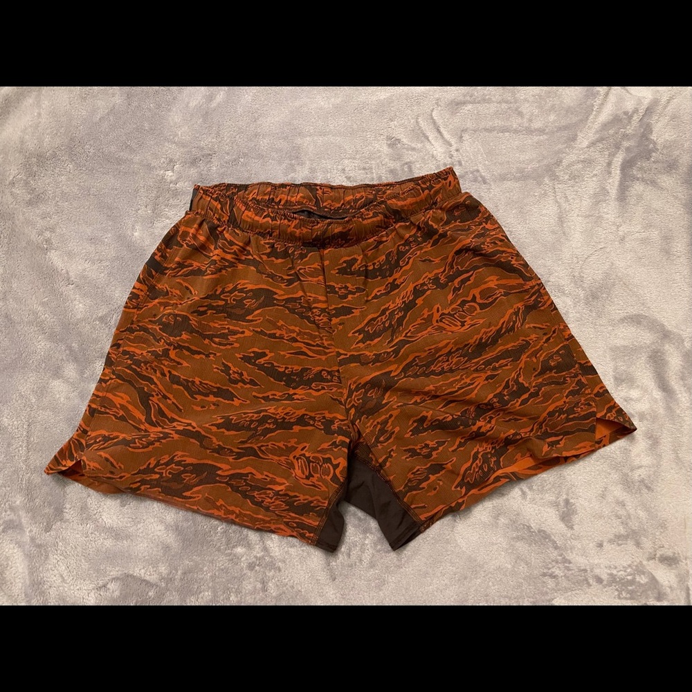 Men’s Lululemon Orange 5” Linerless Surge Short